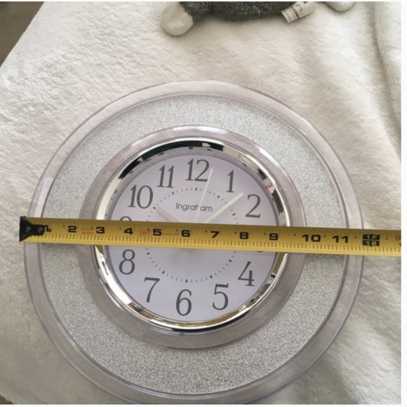 Westclox Ingraham 12-Inch Round Glitter Wall Clock in SILVER clear nwt - Picture 3 of 6